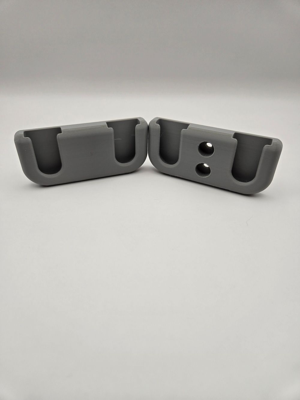 Controller Mount - Under Desk for PlayStation - Command Stri...