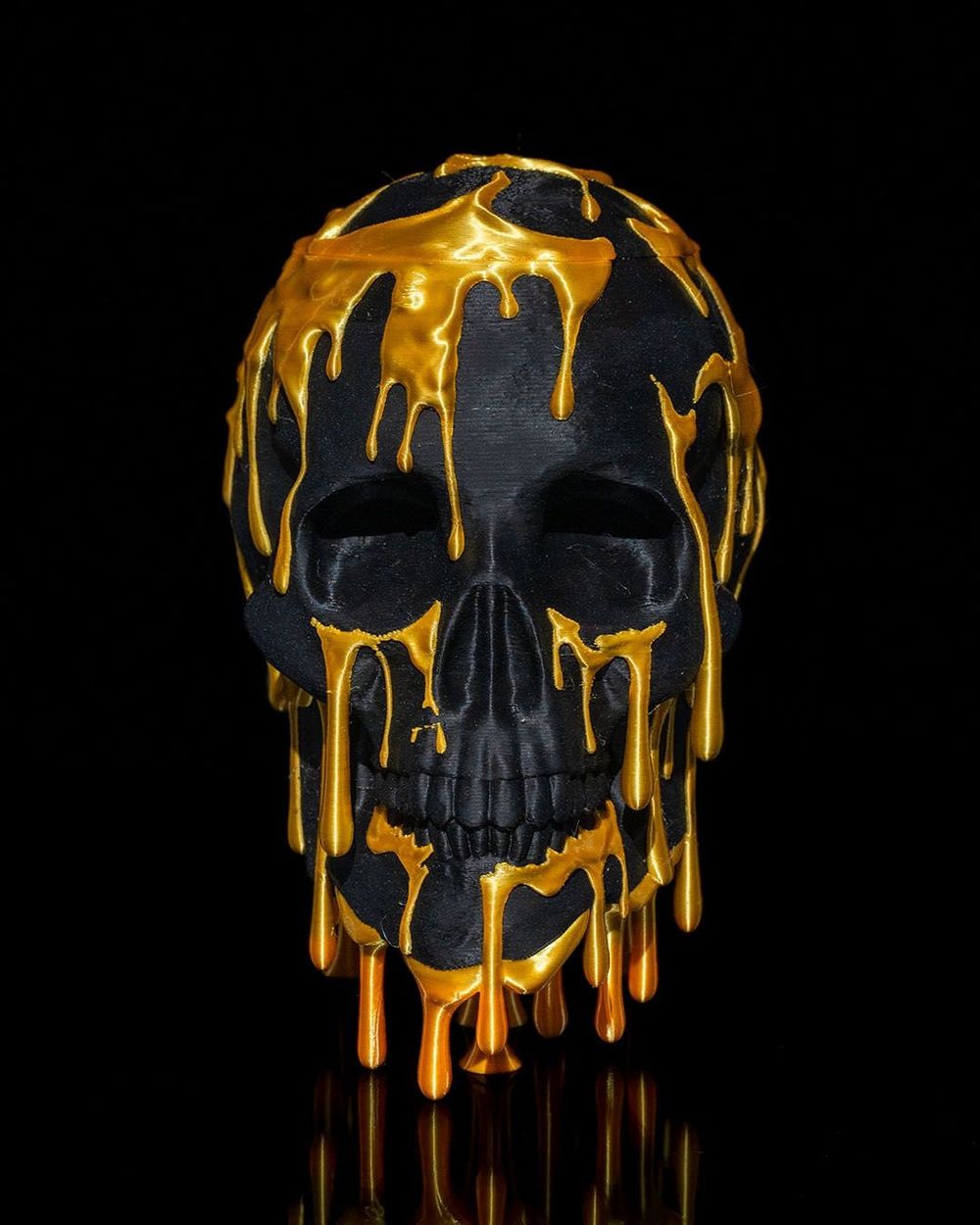 Dripping Skull Candy Container